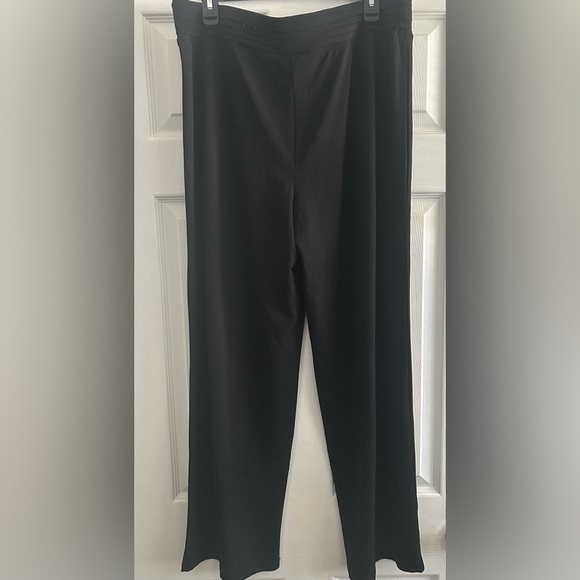 VIP Knits By Avenue Dress Pants Black w/ Pleated Elastic Waist, Size 14/16 - Picture 6 of 6